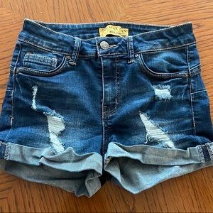 Wax LUV Your Butt ❤️